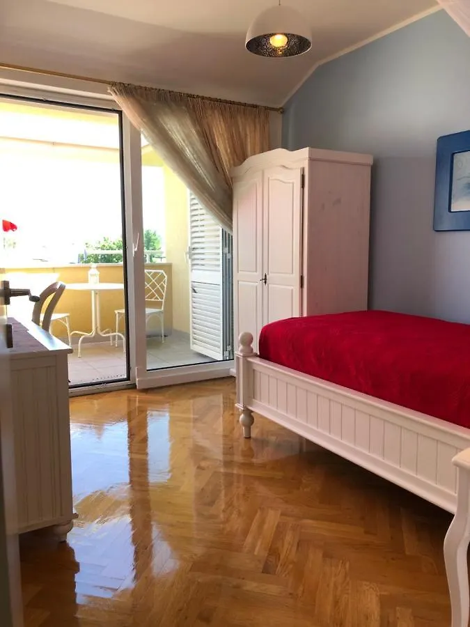 Apartment Betty Malinska