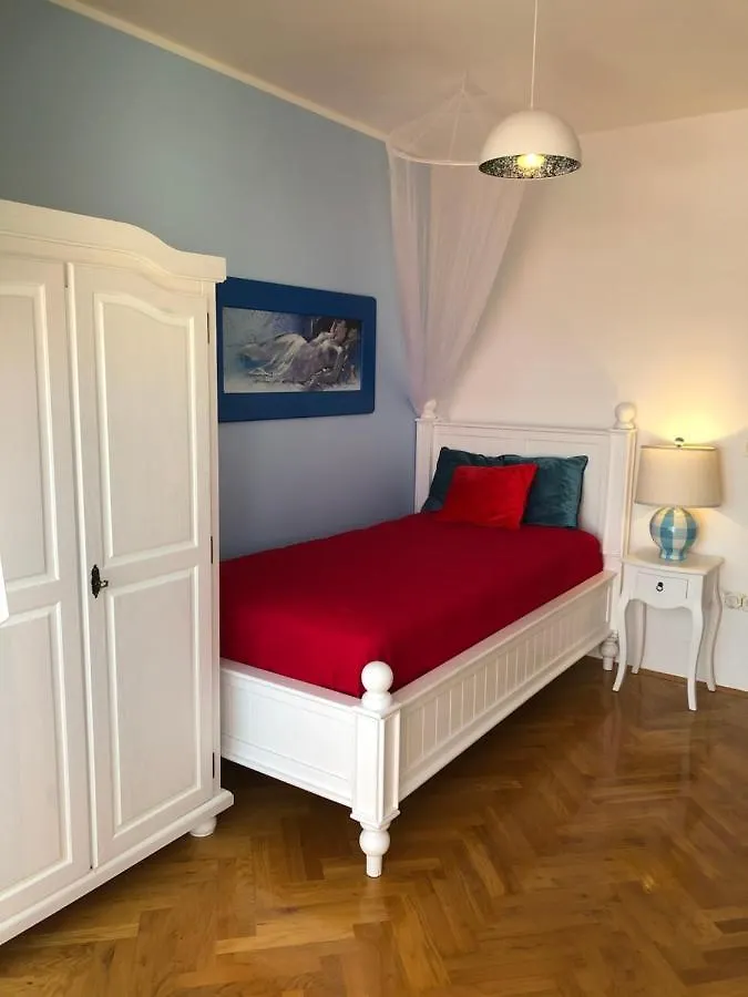 Apartment Betty Malinska
